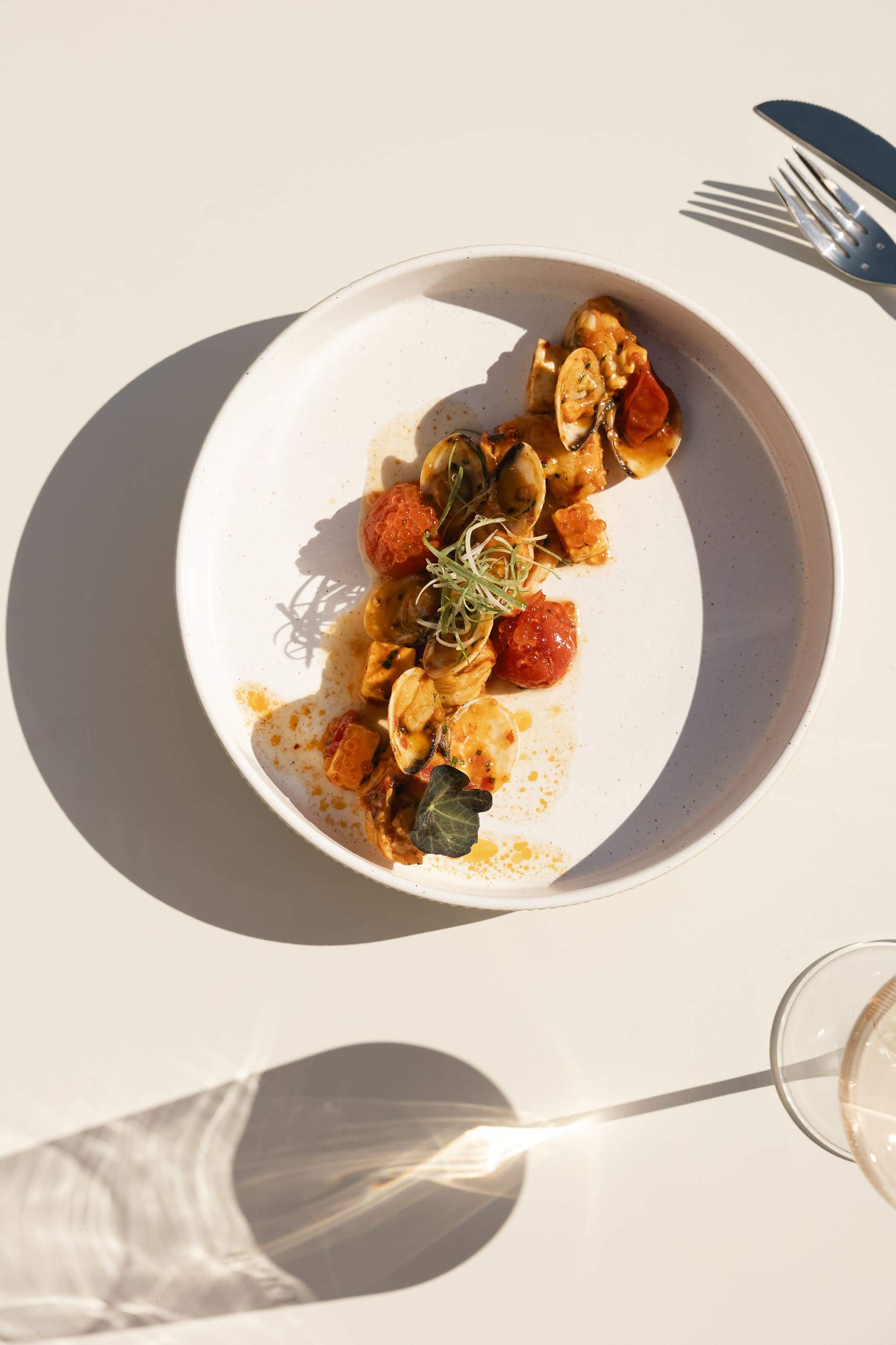 A plate of food with a sauce on it.